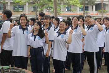 TIỂU PHẨM - ĐỨA CON NGỖ NGHỊCH | THPT ĐỨC LINH (2K)